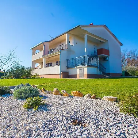 Beakovic Crklada * Vižinada