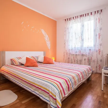 Beakovic Crklada * Vizinada